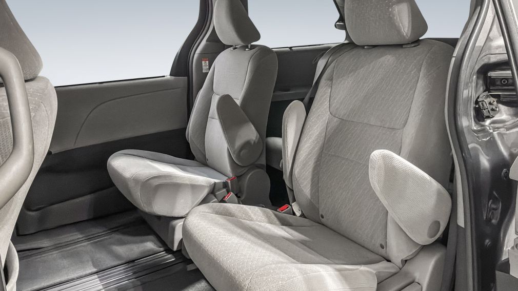 Toyota Sienna LE 2017 à vendre à Trois-Rivières - 26