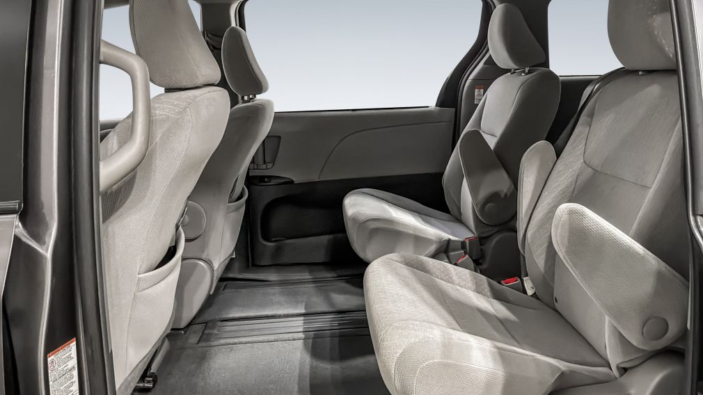 Toyota Sienna LE 2017 à vendre à Trois-Rivières - 27