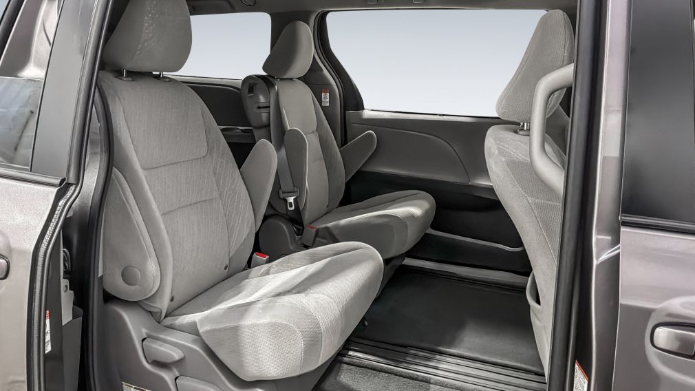 Toyota Sienna LE 2017 à vendre à Trois-Rivières - 29
