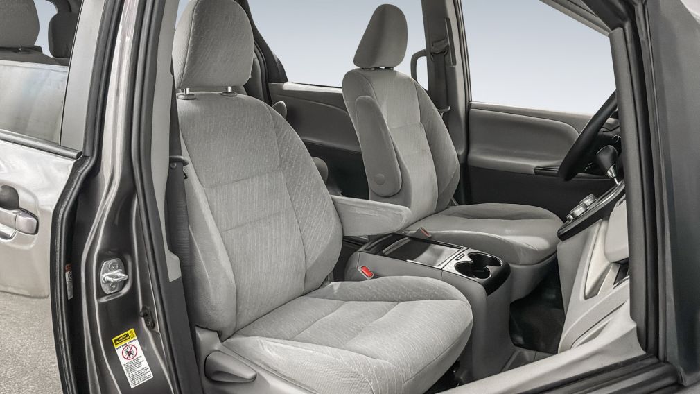 Toyota Sienna LE 2017 à vendre à Trois-Rivières - 30