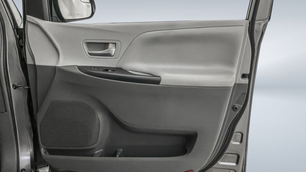 Toyota Sienna LE 2017 à vendre à Trois-Rivières - 32