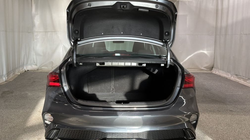 Kia Forte EX 2022 d&rsquo;occasion à vendre - 13