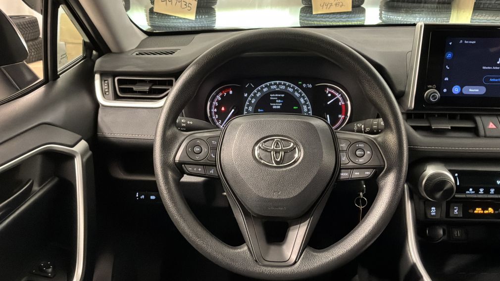 Toyota Rav 4 LE 2024 d&rsquo;occasion à vendre - 33