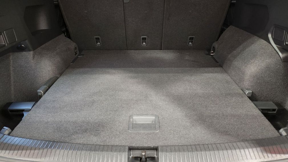 Volkswagen Tiguan Comfortline R-Line Black Edition 2023 d&rsquo;occasion à vendre - 16