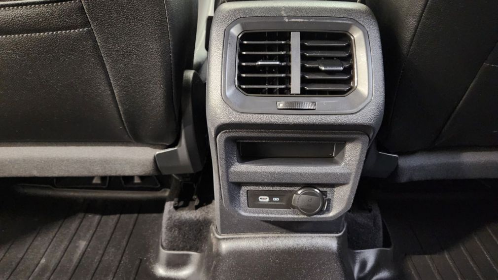 Volkswagen Tiguan Comfortline R-Line Black Edition 2023 d&rsquo;occasion à vendre - 36