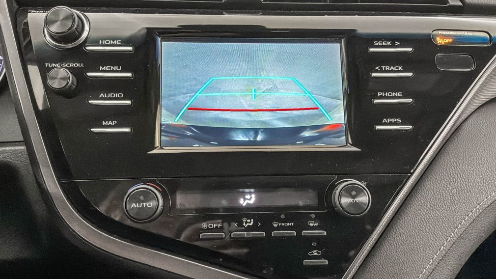 Toyota Camry SE 2020 d&rsquo;occasion à vendre - 16