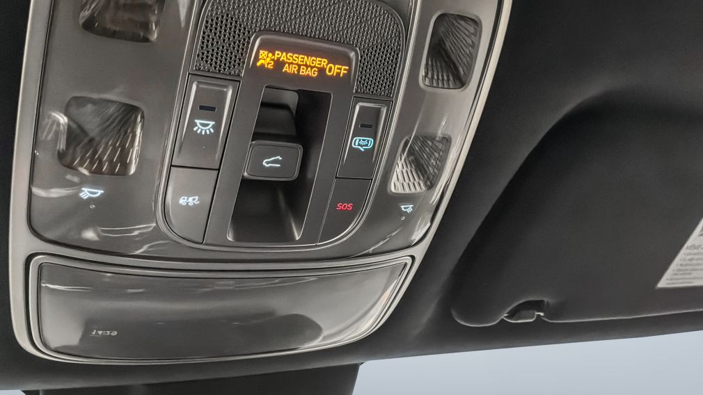 Genesis GV70 3.5T Sport Plus 2022 d&rsquo;occasion à vendre - 19