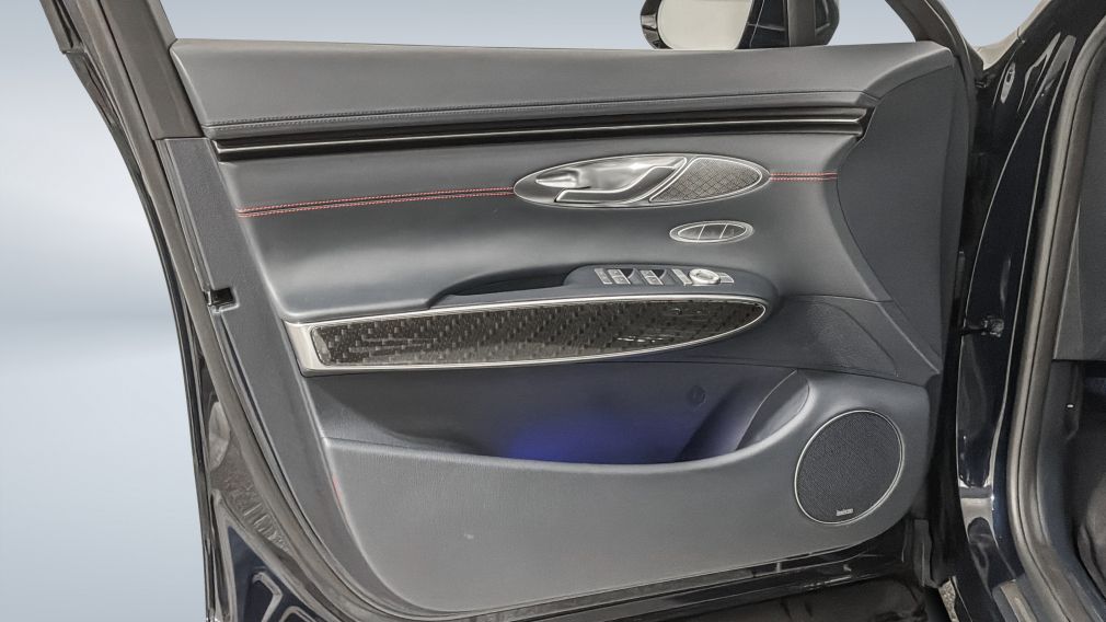 Genesis GV70 3.5T Sport Plus 2022 d&rsquo;occasion à vendre - 23