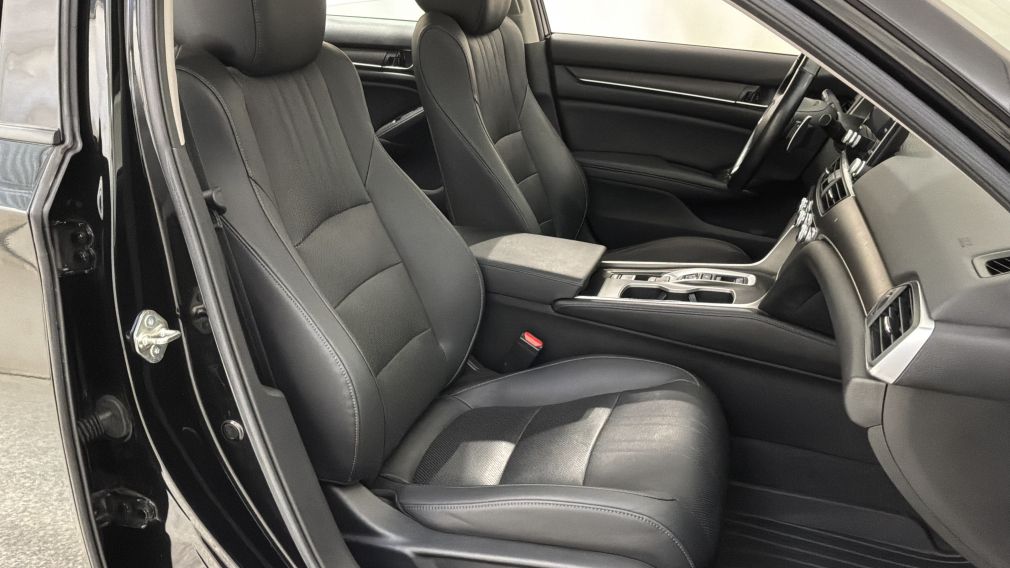 Honda Accord Touring 2019 d&rsquo;occasion à vendre - 31