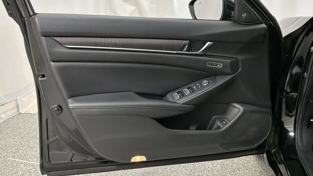 Honda Accord Touring 2019 d&rsquo;occasion à vendre - 23