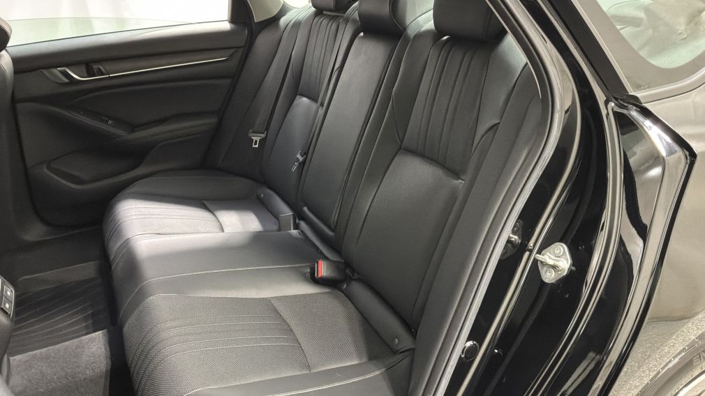 Honda Accord Touring 2019 d&rsquo;occasion à vendre - 26
