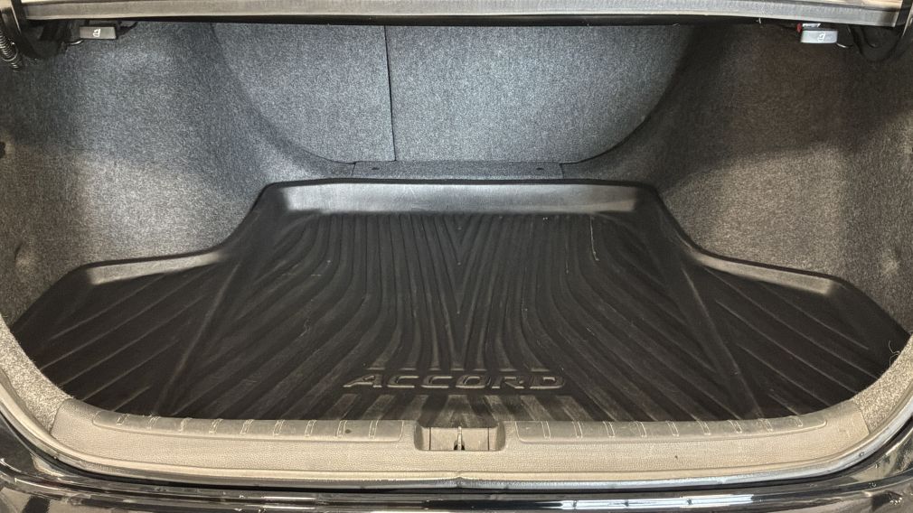 Honda Accord Touring 2019 d&rsquo;occasion à vendre - 12