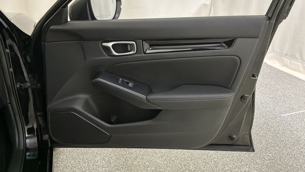 Honda Civic Touring 2022 d&rsquo;occasion à vendre - 32