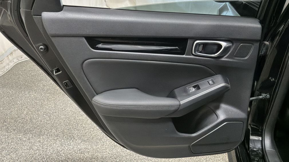 Honda Civic Touring 2022 d&rsquo;occasion à vendre - 35