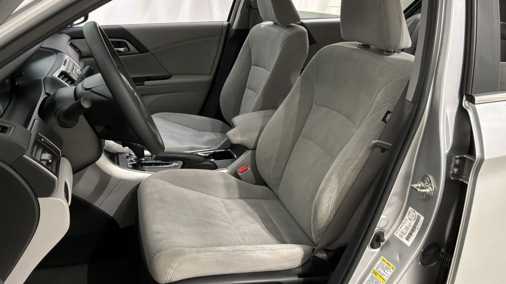 Honda Accord LX 2014 d&rsquo;occasion à vendre - 24