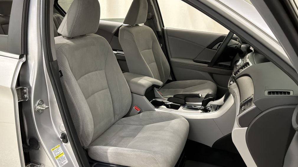 Honda Accord LX 2014 d&rsquo;occasion à vendre - 29