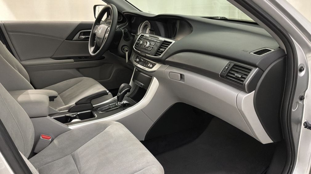 Honda Accord LX 2014 d&rsquo;occasion à vendre - 30
