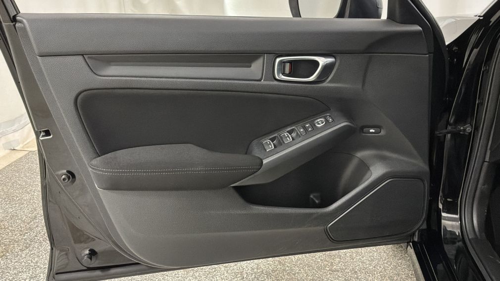 Honda Civic LX 2022 d&rsquo;occasion à vendre - 25