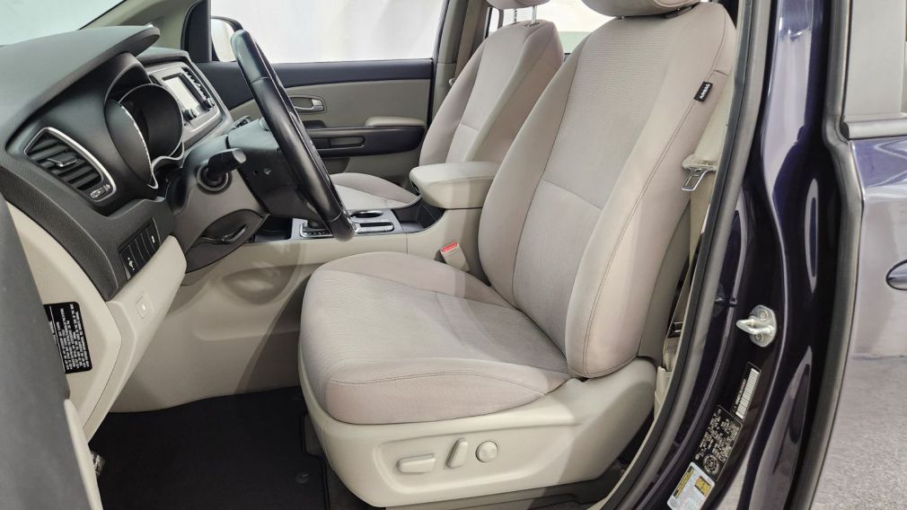 Kia Sedona LX 2020 d&rsquo;occasion à vendre - 21