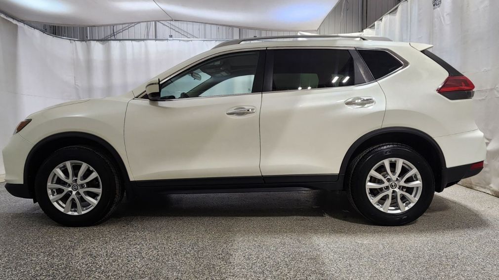 Nissan Rogue SV 2018 d&rsquo;occasion à vendre - 2