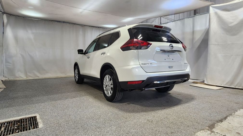 Nissan Rogue SV 2018 d&rsquo;occasion à vendre - 3