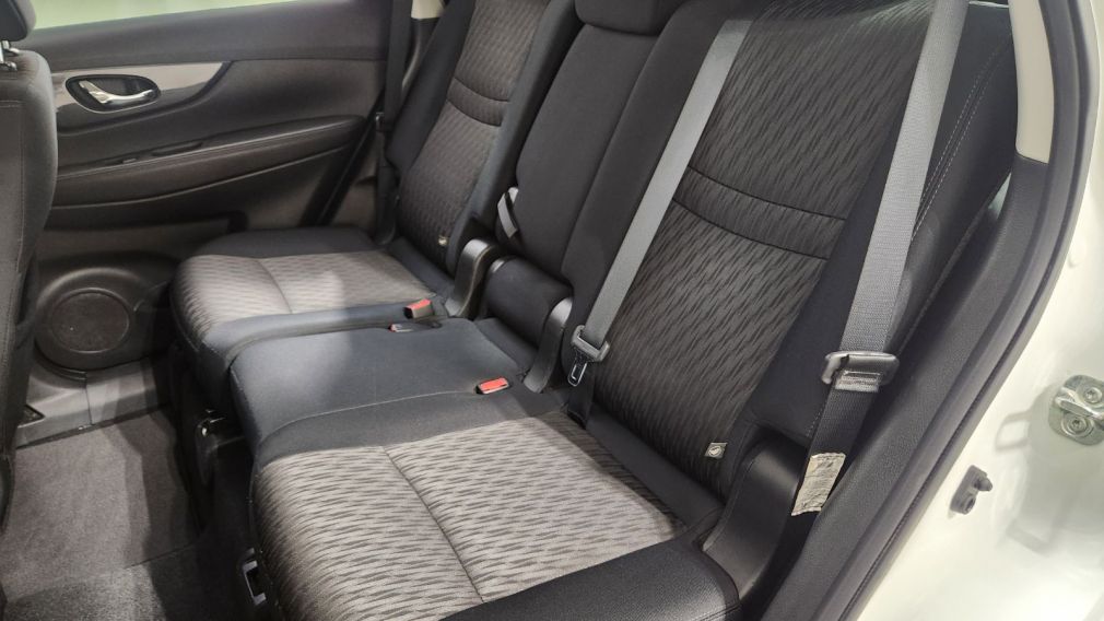 Nissan Rogue SV 2018 d&rsquo;occasion à vendre - 25