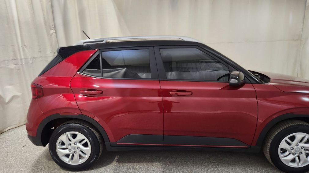 Hyundai Venue Preferred 2023 d&rsquo;occasion à vendre - 5