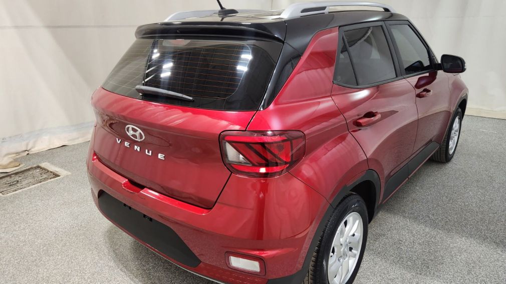 Hyundai Venue Preferred 2023 d&rsquo;occasion à vendre - 7