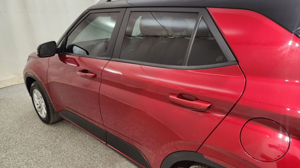 Hyundai Venue Preferred 2023 d&rsquo;occasion à vendre - 10