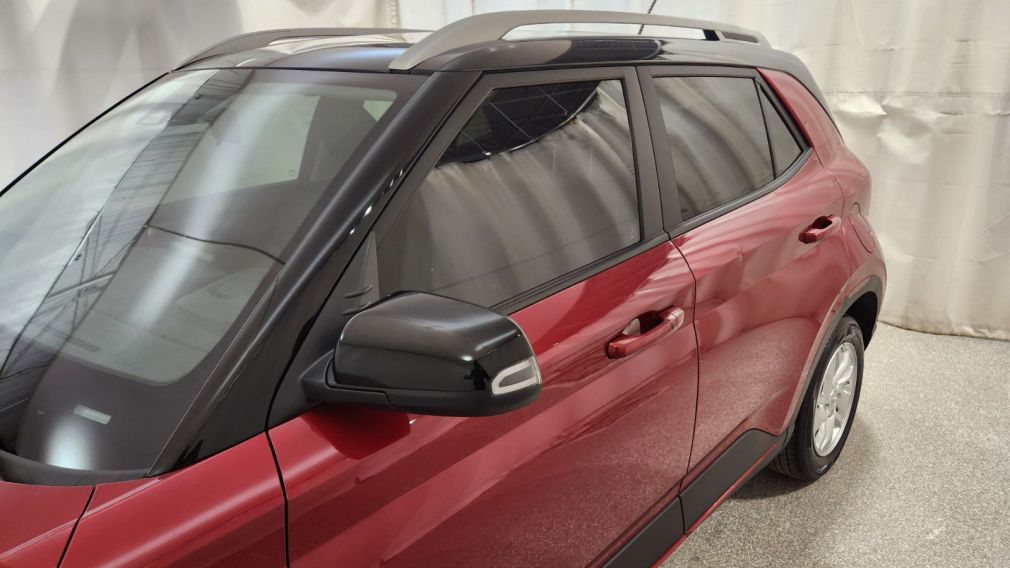 Hyundai Venue Preferred 2023 d&rsquo;occasion à vendre - 11