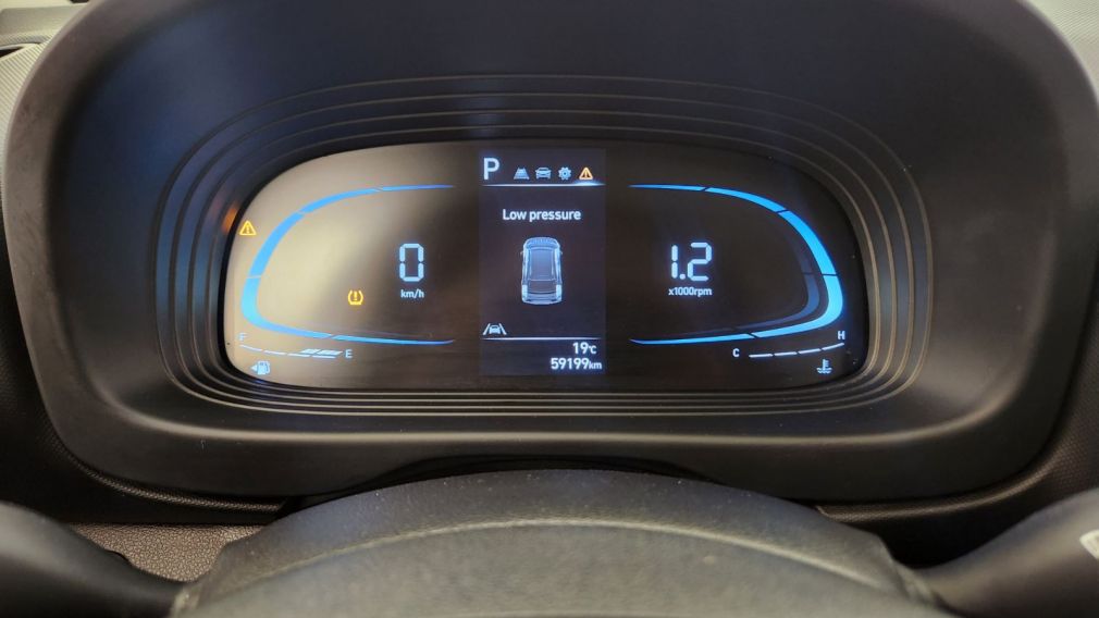 Hyundai Venue Preferred 2023 d&rsquo;occasion à vendre - 12