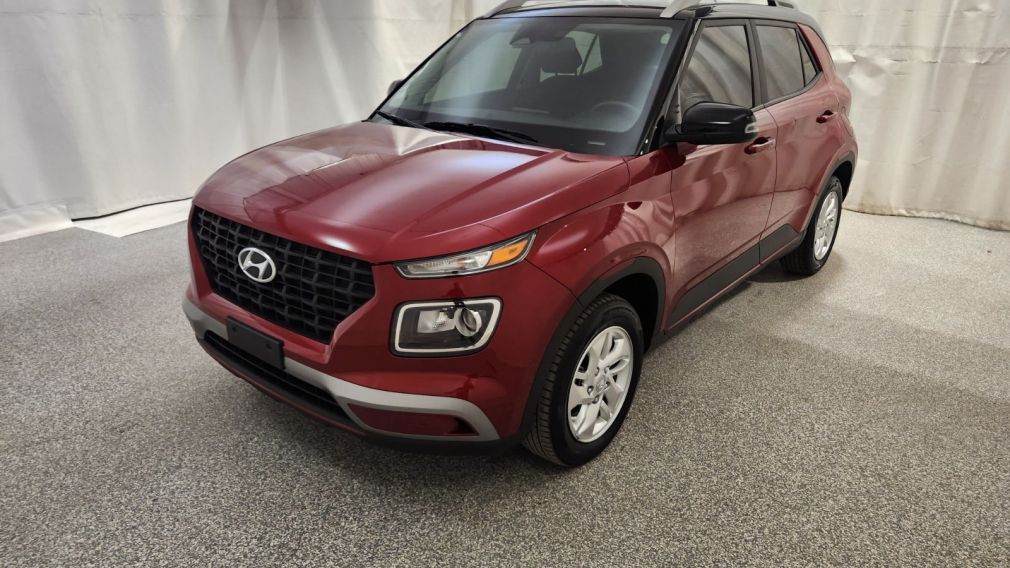 Hyundai Venue Preferred 2023 d&rsquo;occasion à vendre - 1