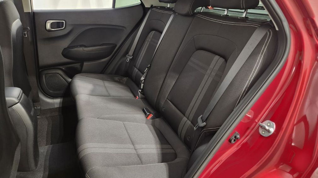 Hyundai Venue Preferred 2023 d&rsquo;occasion à vendre - 20