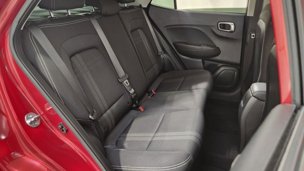 Hyundai Venue Preferred 2023 d&rsquo;occasion à vendre - 26