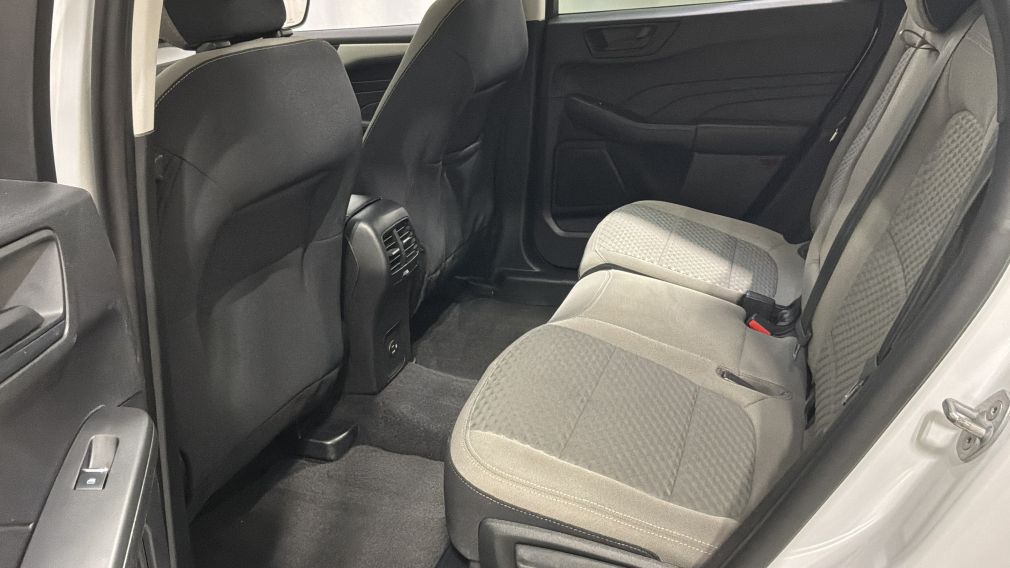 Ford Escape SE Hybrid 2022 d&rsquo;occasion à vendre - 27