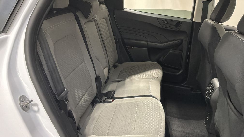 Ford Escape SE Hybrid 2022 d&rsquo;occasion à vendre - 28