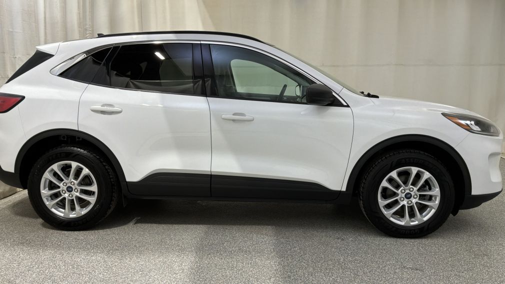 Ford Escape SE Hybrid 2022 d&rsquo;occasion à vendre - 3