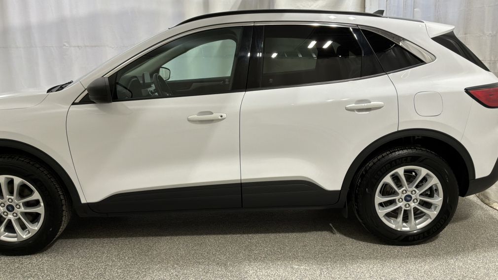 Ford Escape SE Hybrid 2022 d&rsquo;occasion à vendre - 7