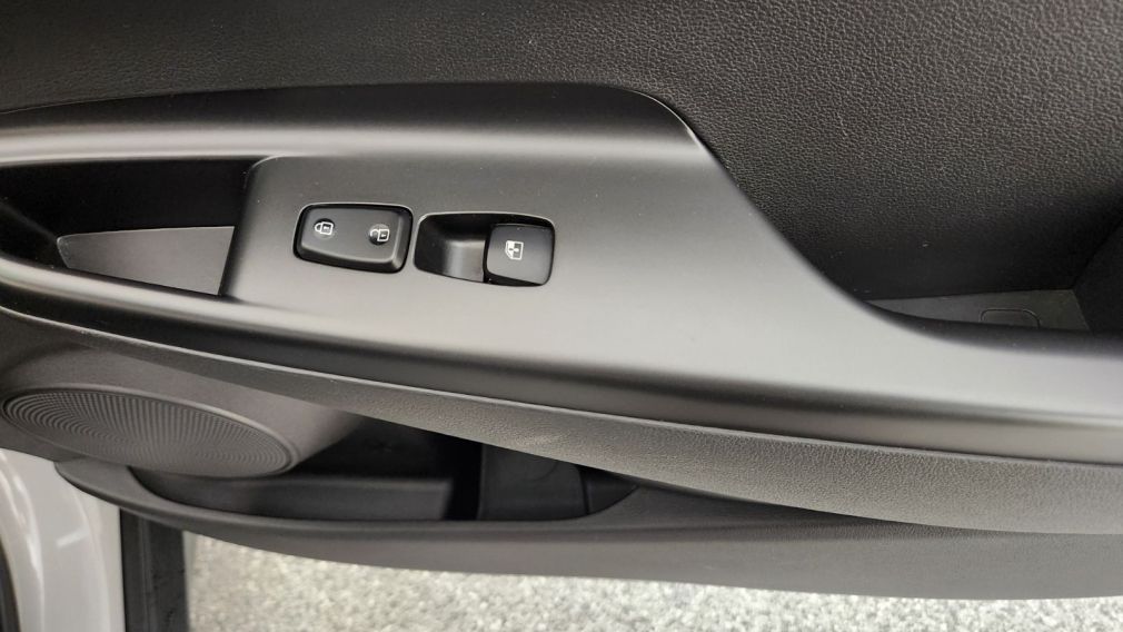 Hyundai Kona Preferred 2022 d&rsquo;occasion à vendre - 37