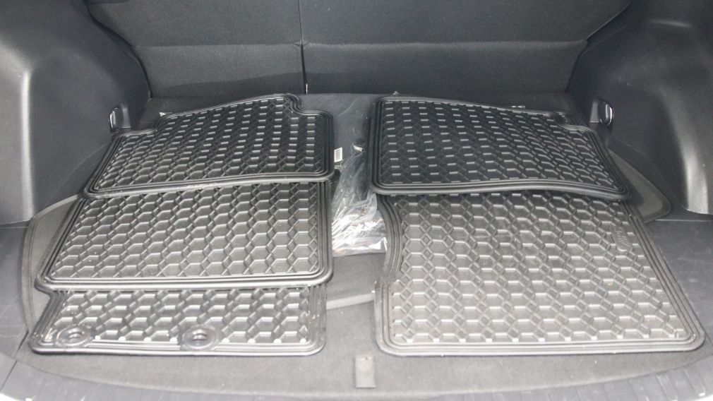 Toyota Rav 4 LE 2021 d&rsquo;occasion à vendre - 25