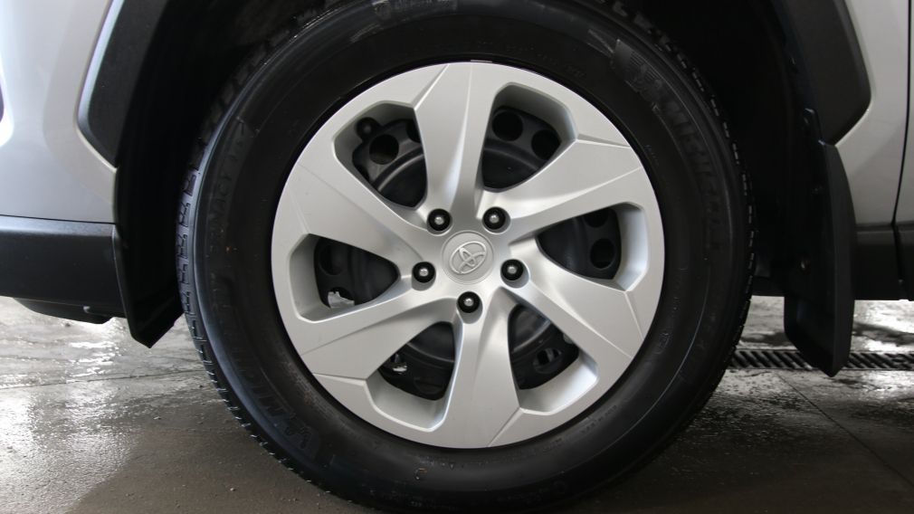 Toyota Rav 4 LE 2021 d&rsquo;occasion à vendre - 26