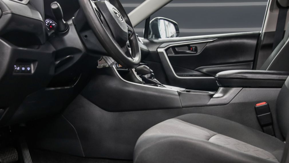 Toyota Rav 4 LE 2021 d&rsquo;occasion à vendre - 10