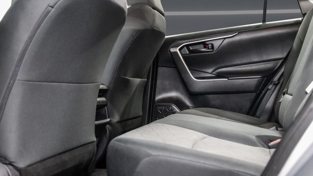 Toyota Rav 4 LE 2021 d&rsquo;occasion à vendre - 22