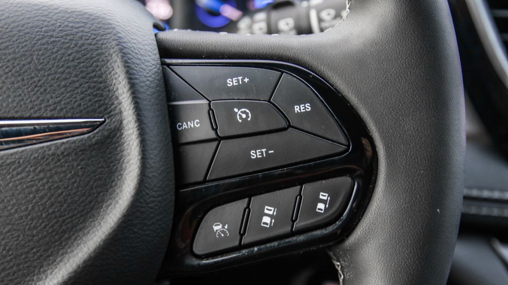 Chrysler Pacifica Limited 2023 d&rsquo;occasion à vendre - 16