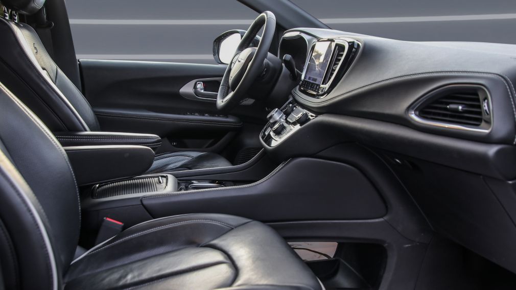 Chrysler Pacifica Limited 2023 d&rsquo;occasion à vendre - 21