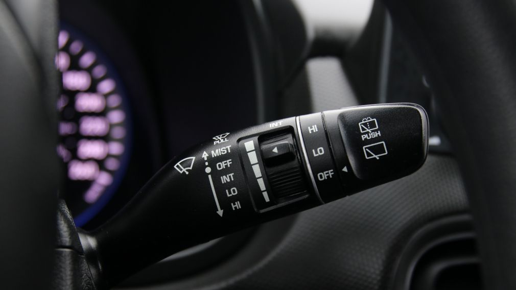 Hyundai Kona Essential 2022 d&rsquo;occasion à vendre - 28