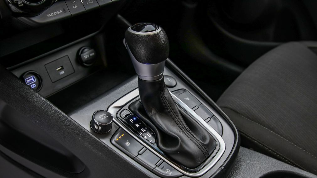 Hyundai Kona Essential 2022 d&rsquo;occasion à vendre - 12