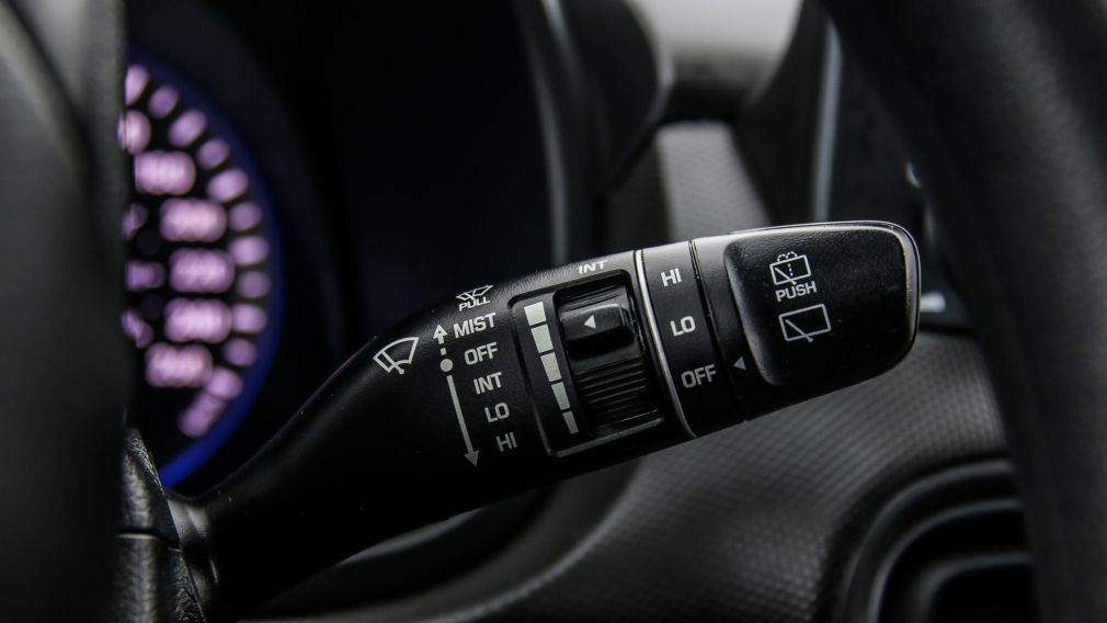 Hyundai Kona Essential 2022 d&rsquo;occasion à vendre - 21