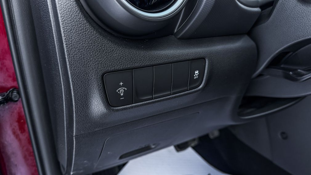 Hyundai Kona Essential 2019 d&rsquo;occasion à vendre - 19