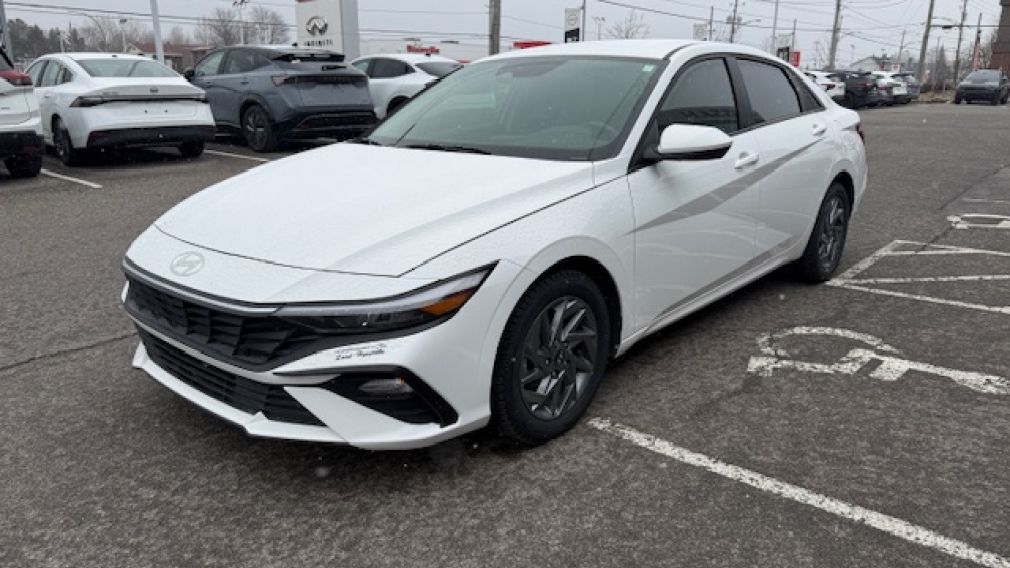 Hyundai Elantra Preferred 2024 d&rsquo;occasion à vendre - 5